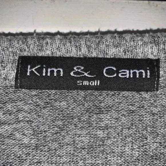 Kim & Cami Women’s Small Button Down Sweater - Picture 2 of 2